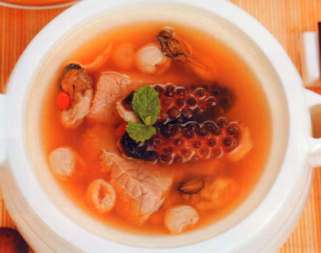 海参淡菜猪肉汤的做法