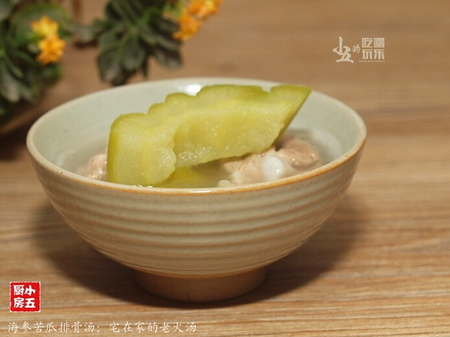 海参苦瓜排骨汤的做法