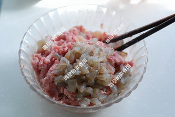 滋补海参煲的做法