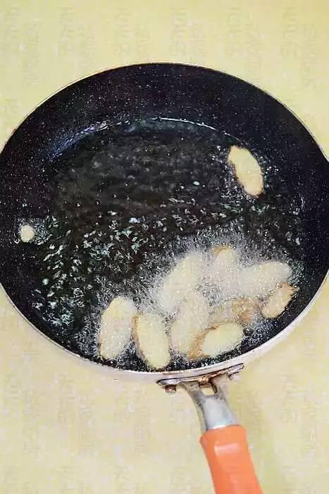 介绍海参的六种做法，附干海参泡发的详细步骤