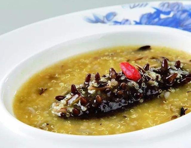 海参最好吃的做法，其实是海参豆腐菌菇汤，清爽鲜美大补