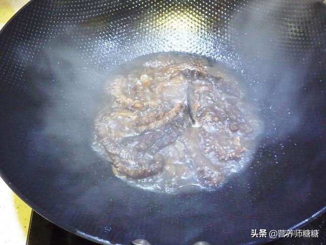 糖食谱：葱烧海参的做法