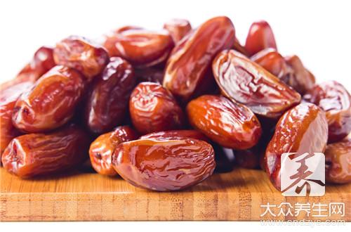 海参红枣可以一起吃吗